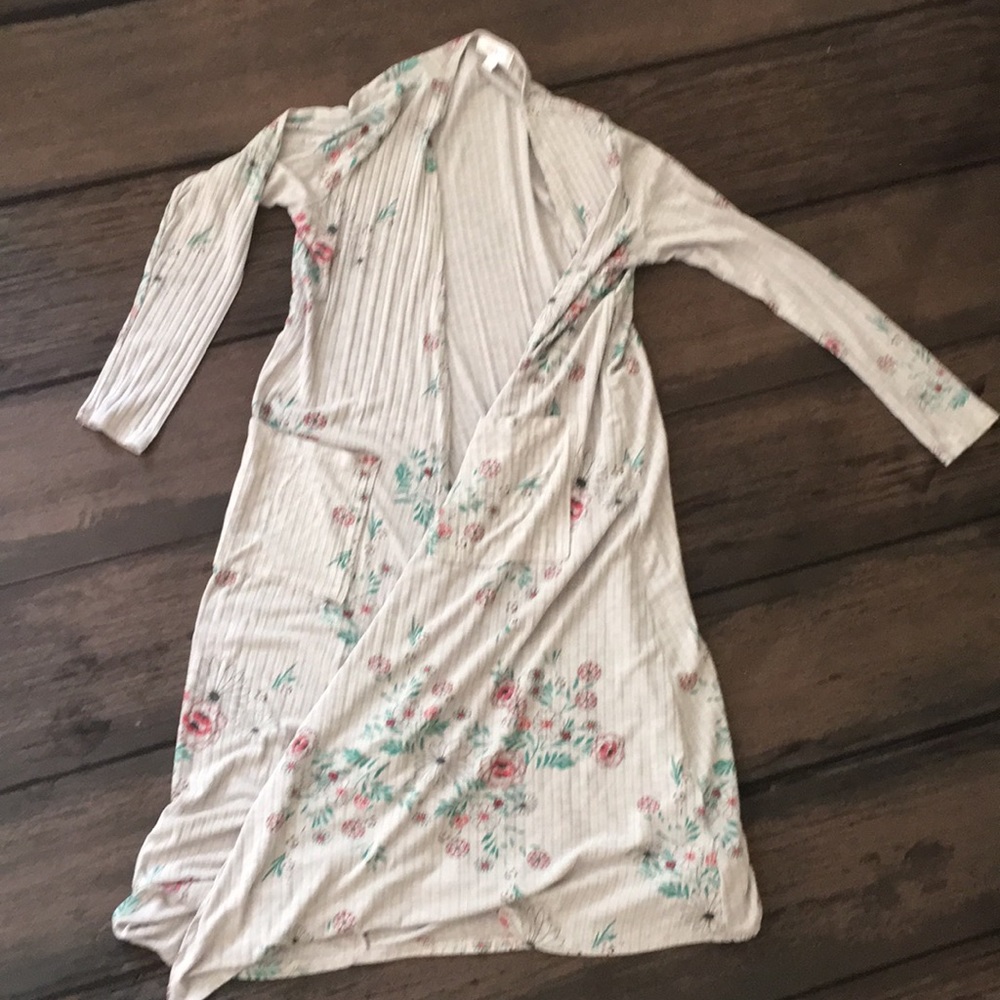 LulaRoe Gray Sarah cardigan S